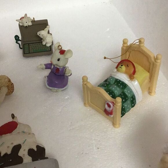 11 each miniature Christmas ornaments - Picture 3 of 6